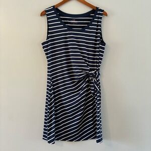 vineyard vines sequin tiered dress Vineyard Vines Sequin Long Sleeve Tiered Shift Dress M Black Country Glam  NWT